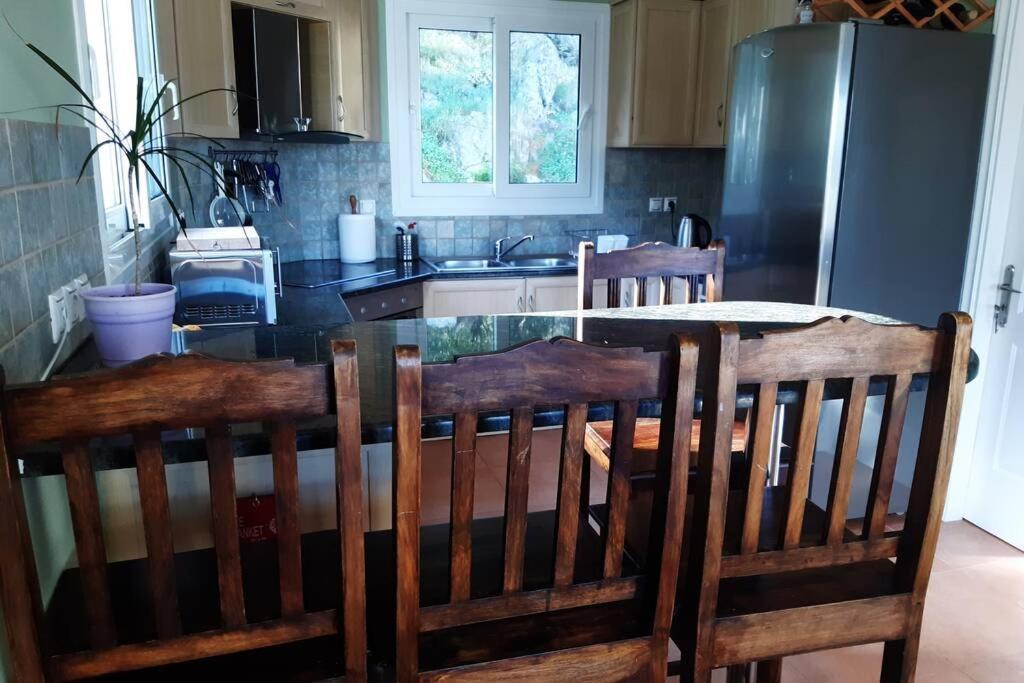 Villa Sunrise With Stunning Views And Private Pool Katokhórion エクステリア 写真
