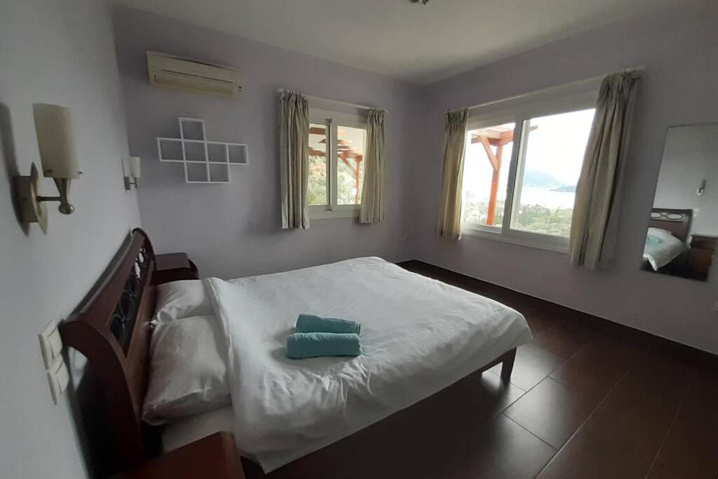 Villa Sunrise With Stunning Views And Private Pool Katokhórion エクステリア 写真